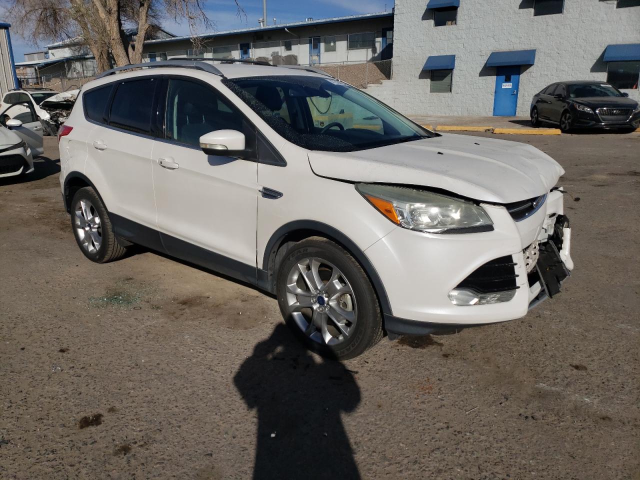 2014 Ford Escape VIN 1FMCU0J93EUE26372 Copart auction photo, front end damage thumbnail 4