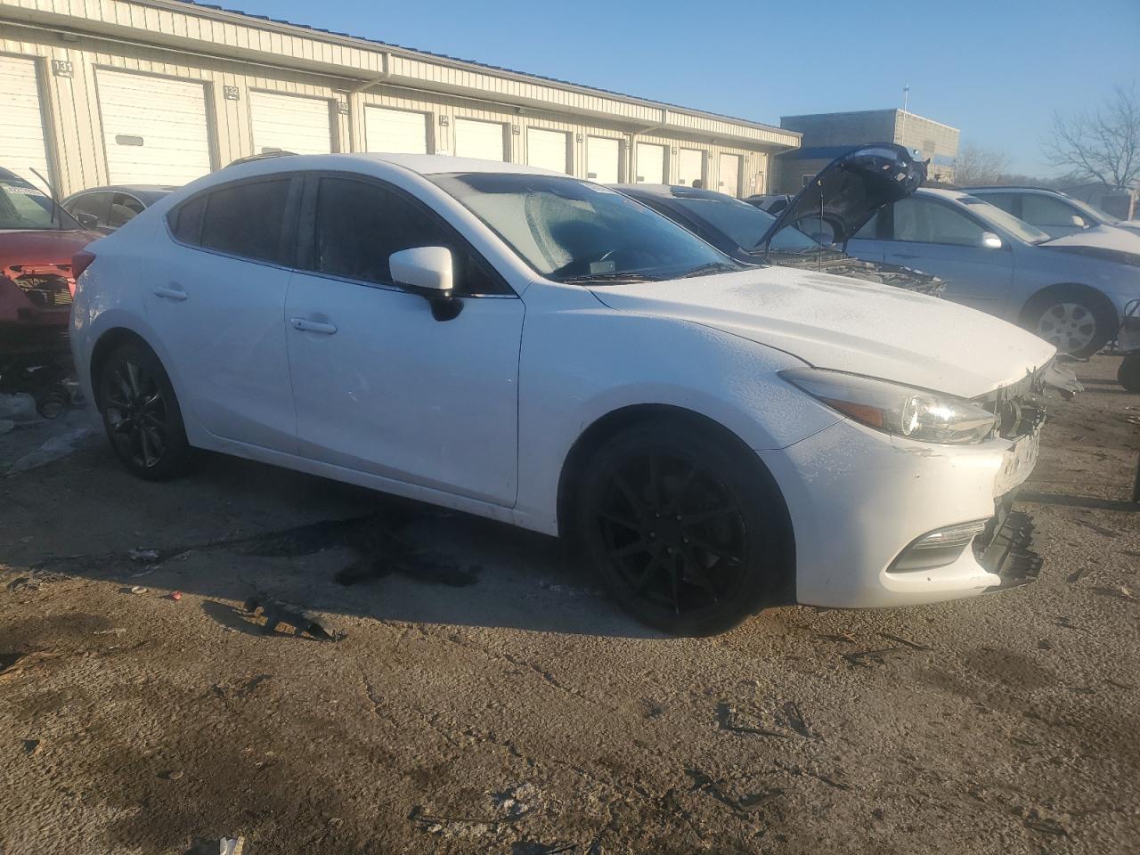 2018 Mazda 3 VIN 3MZBN1V36JM175870 Copart auction photo, front end / side damage thumbnail 4