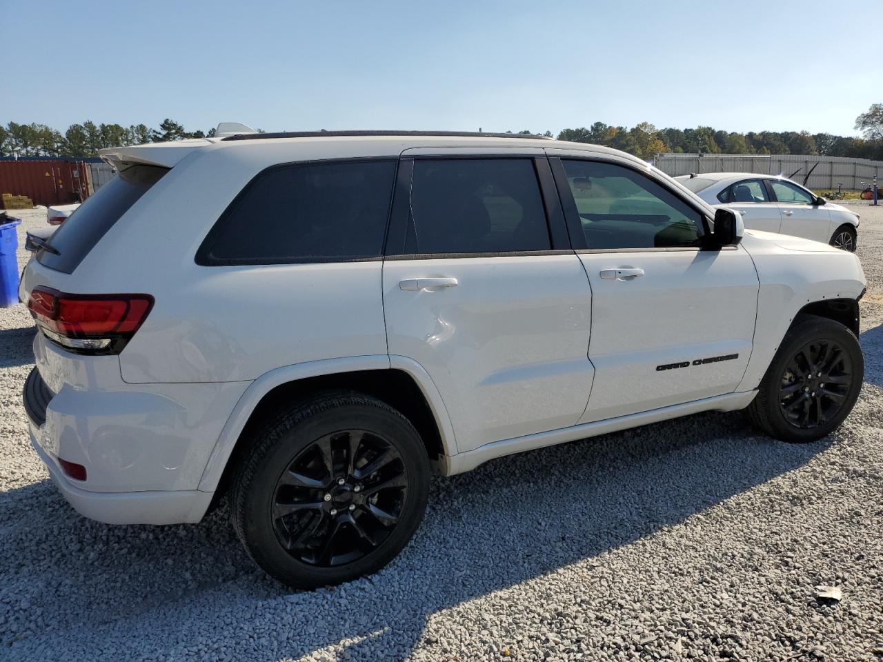 2021 Jeep Grand Cherokee VIN 1C4RJFAG9MC710554 Copart auction photo, front end damage thumbnail 3