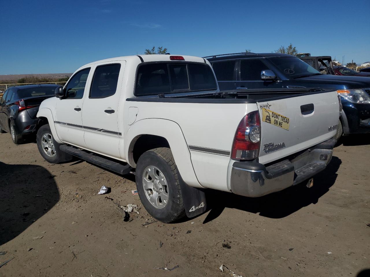 2011 Toyota Tacoma VIN 5TFLU4EN0BX016268 Copart auction photo, front end damage thumbnail 2