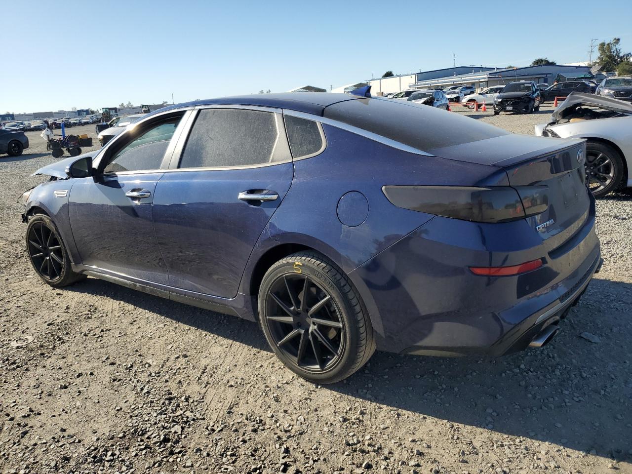 2019 KIA Optima VIN 5XXGT4L34KG334424 Copart auction photo, front end damage thumbnail 2