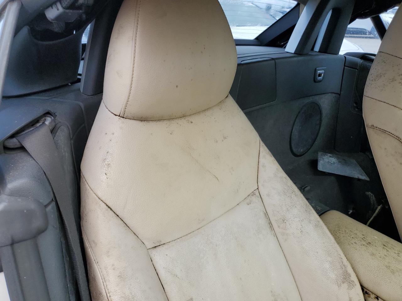 2011 BMW Z4 VIN WBALM5C54BE379870 Copart auction photo, water/flood damage thumbnail 10