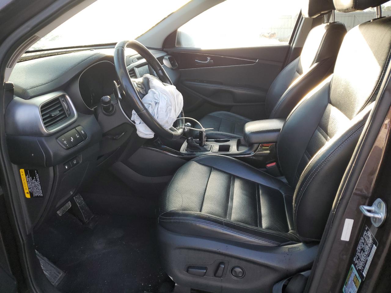 2017 KIA Sorento VIN 5XYPHDA11HG216127 Copart auction photo, front end damage thumbnail 7