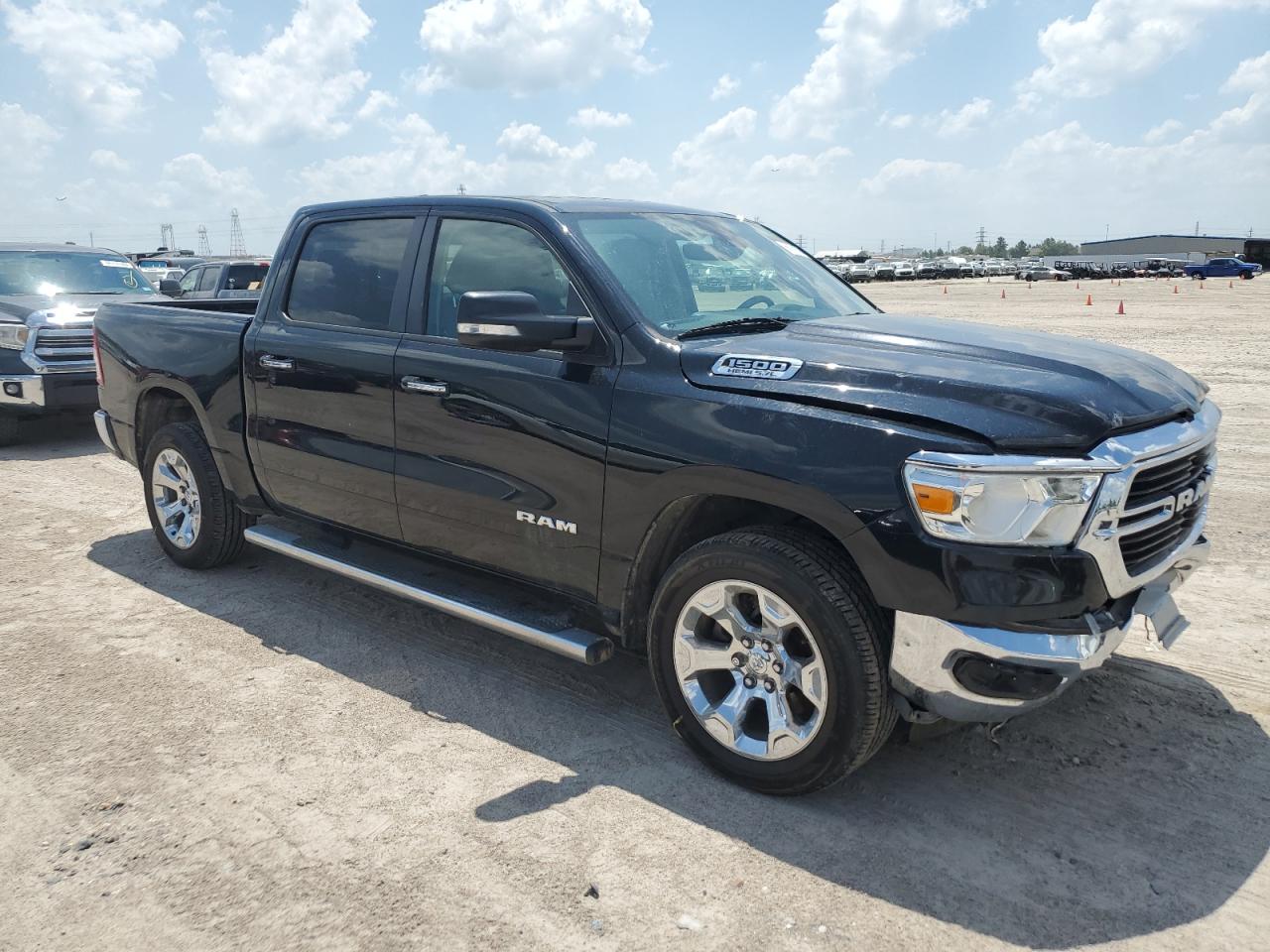 2020 RAM 1500 VIN 1C6RREFT7LN209181 Copart auction photo, front end damage thumbnail 4