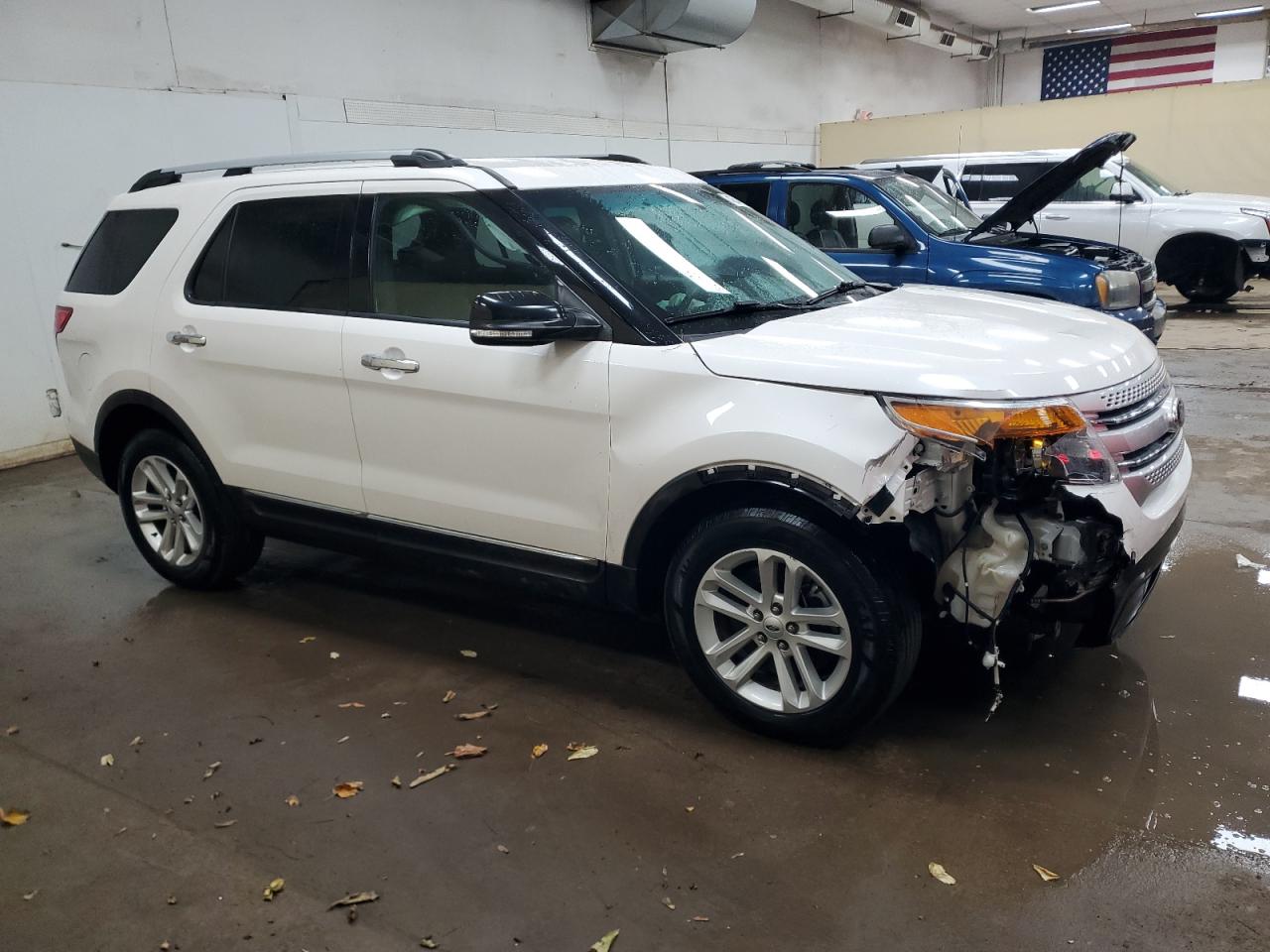 2015 Ford Explorer VIN 1FM5K7D80FGC57714 Copart auction photo, front end / minor dent/scratches damage thumbnail 4