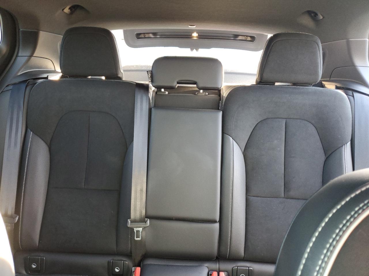 2020 Volvo XC40 VIN YV4162UMXL2319147 Copart auction photo, all over damage thumbnail 10