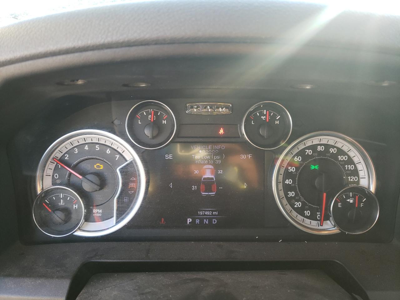 2013 RAM 1500 VIN 1C6RR6FTXDS618798 Copart auction photo, front end / minor dent/scratches damage thumbnail 9