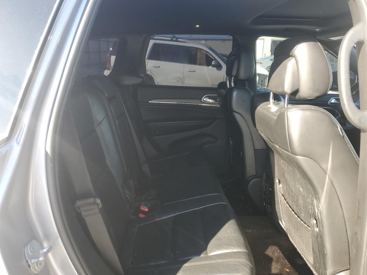 2018 Jeep Grand Cherokee VIN 1C4RJFBGXJC459764 Copart auction photo, rear end damage thumbnail 11
