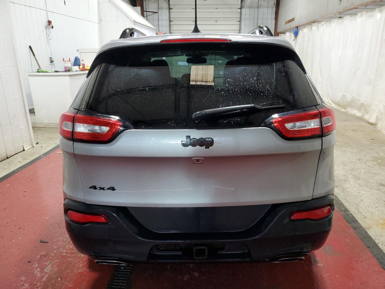 2016 Jeep Grand Cherokee VIN 1C4PJMCS8GW132530 Copart auction photo, minor dent/scratches damage thumbnail 6