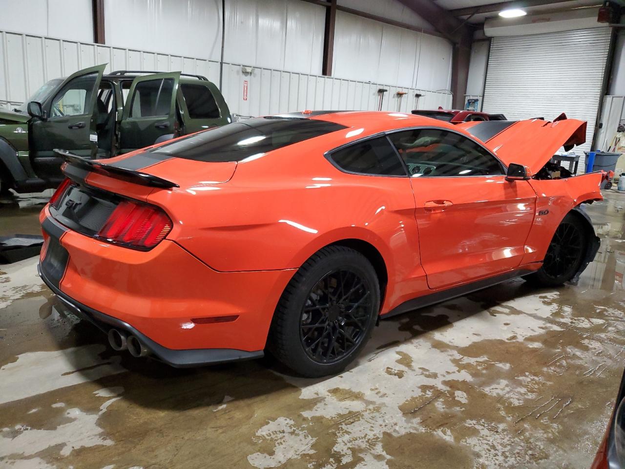 2015 Ford Mustang VIN 1FA6P8CF2F5321723 Copart auction photo, front end damage thumbnail 3