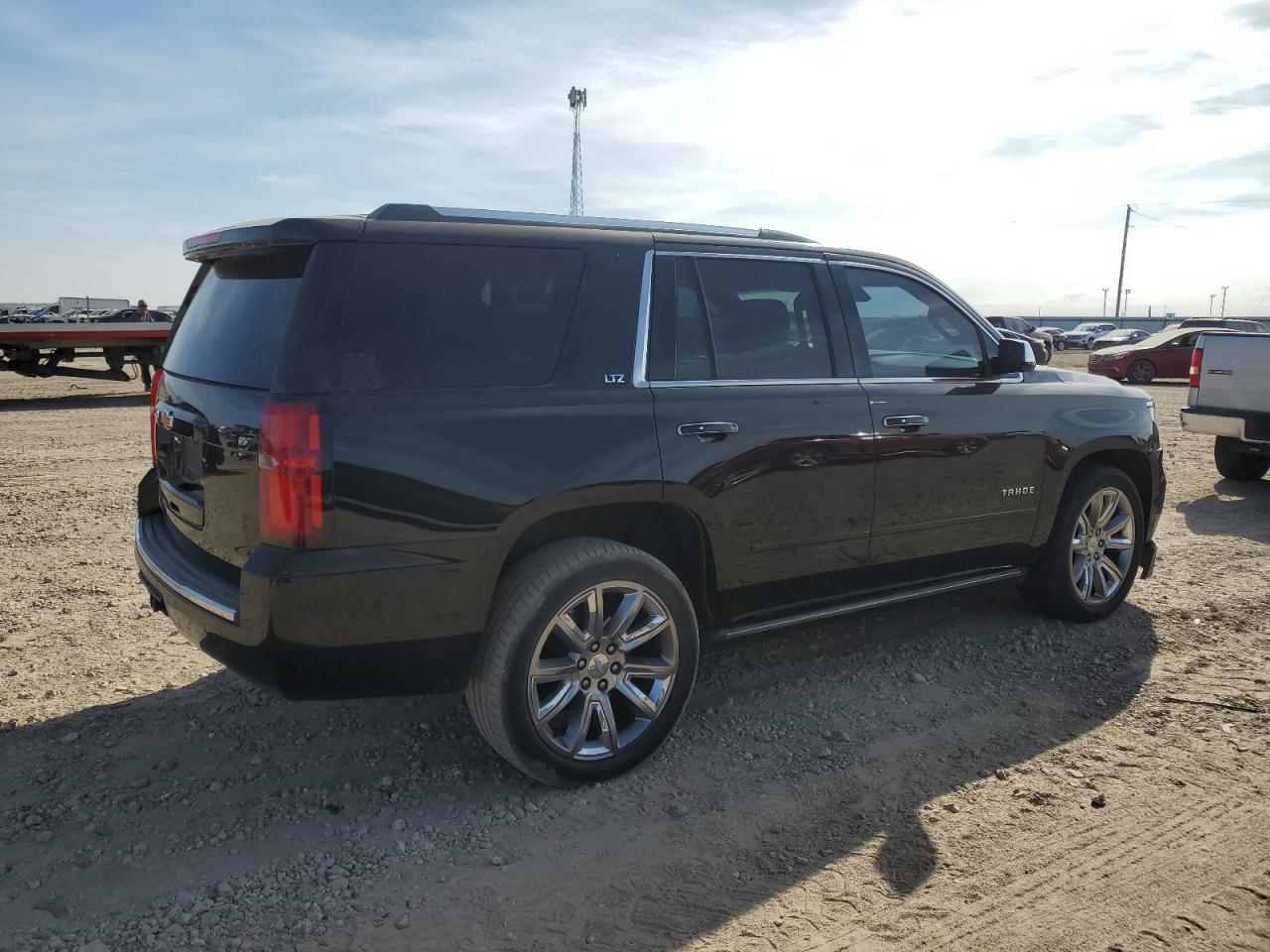 2015 Chevrolet Tahoe VIN 1GNSKCKC4FR103445 Copart auction photo, front end / minor dent/scratches damage thumbnail 3