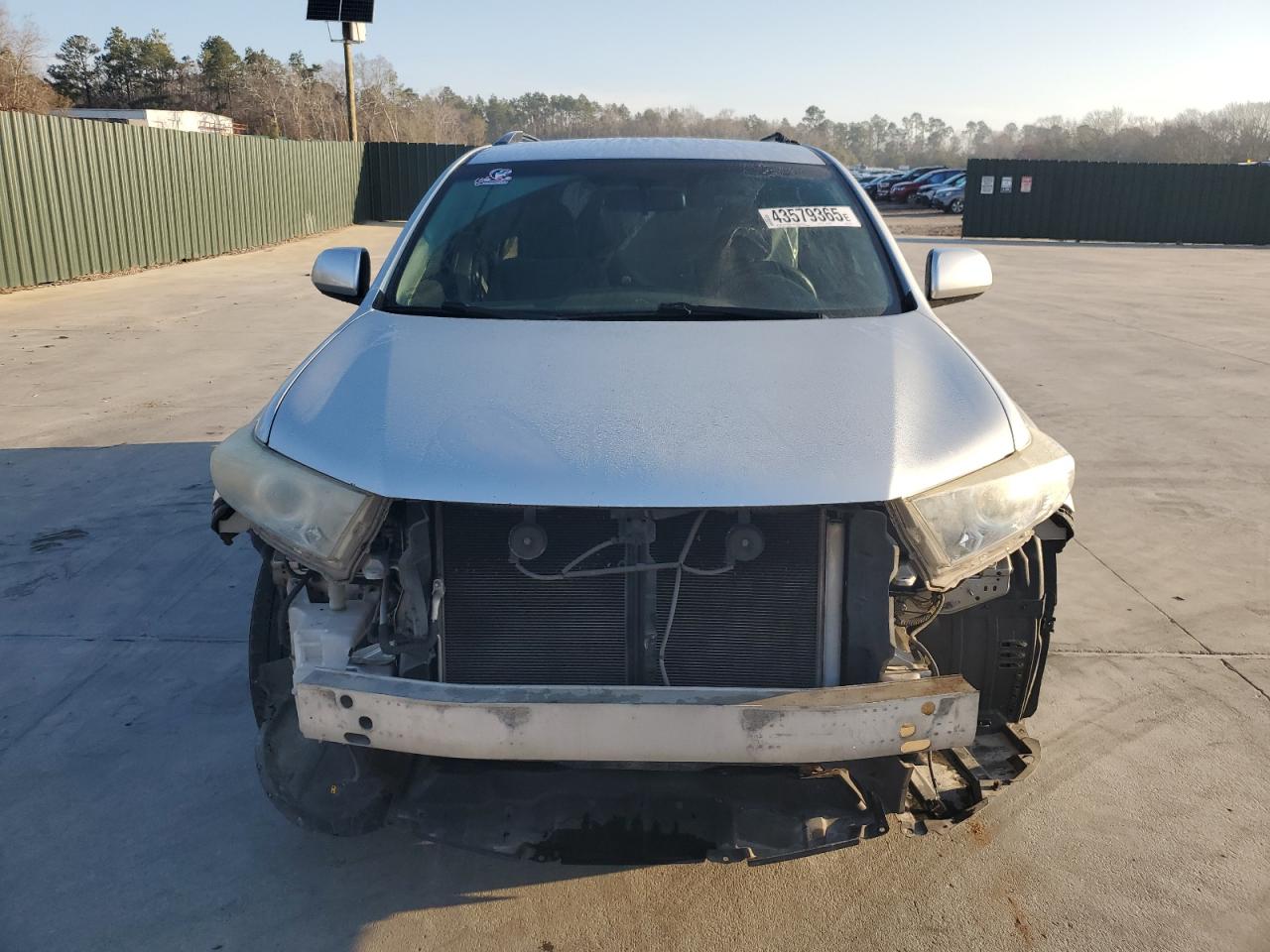 2011 Toyota Highlander VIN 5TDZA3EH8BS011090 Copart auction photo, rear end / front end damage thumbnail 5