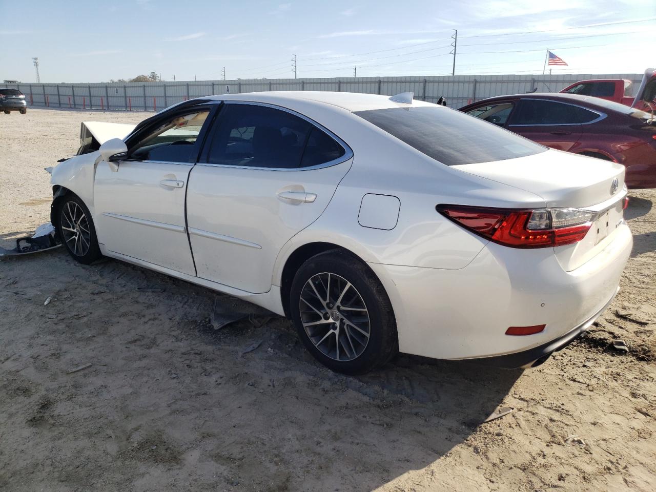 2016 Lexus ES VIN 58ABK1GG4GU014230 Copart auction photo, front end damage thumbnail 2