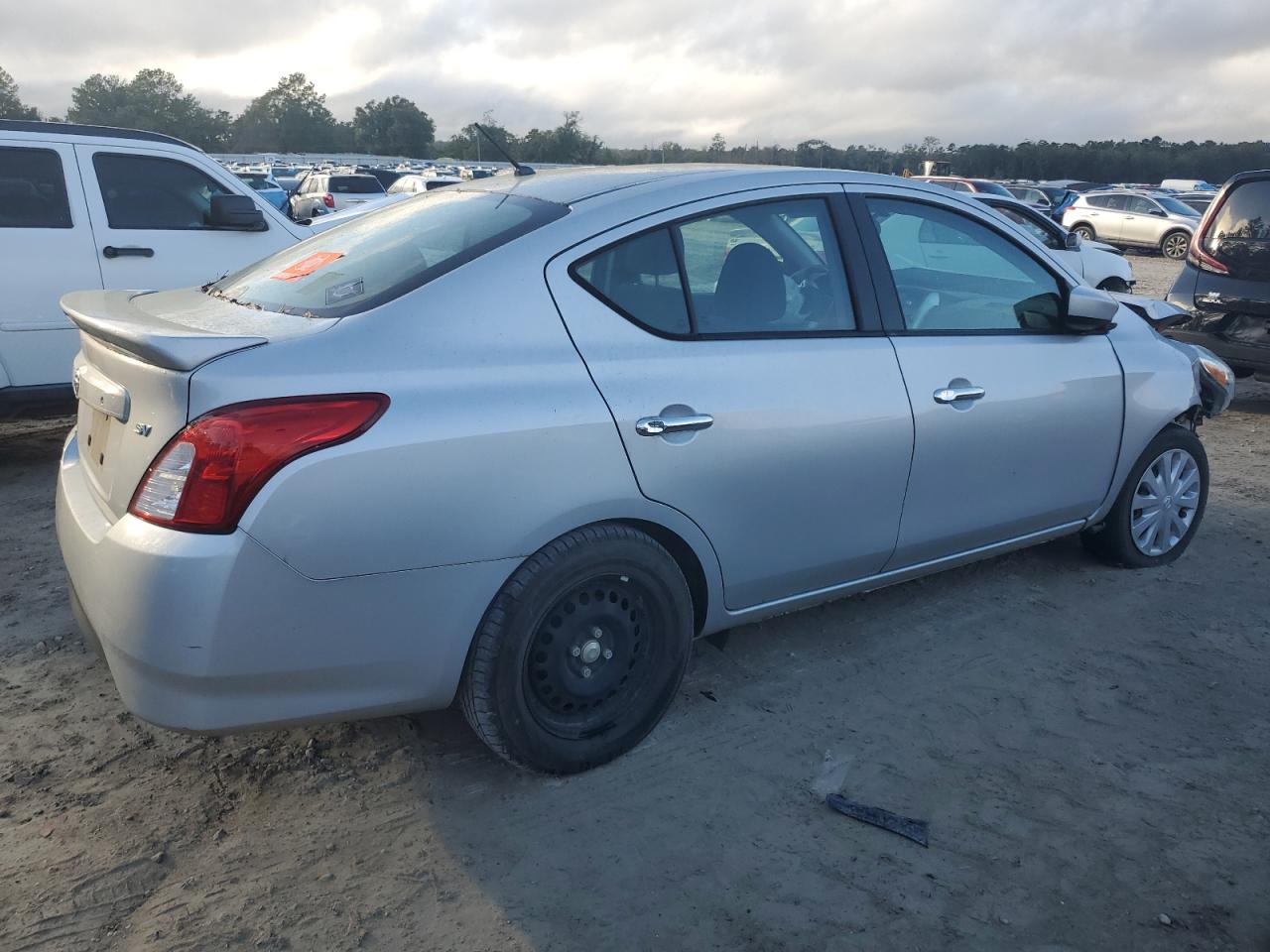 2019 Nissan Versa VIN 3N1CN7AP8KL864838 Copart auction photo, front end damage thumbnail 3