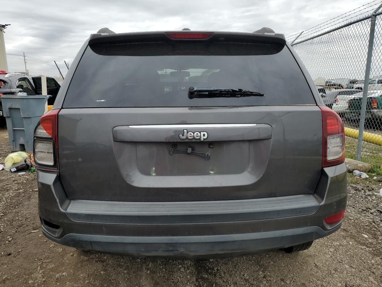 2017 Jeep Compass VIN 1C4NJCBA4HD124173 Copart auction photo, front end / side damage thumbnail 6