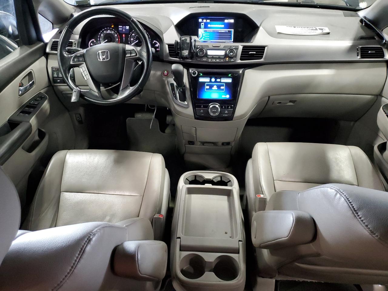 2015 Honda Odyssey VIN 5FNRL5H69FB050281 Copart auction photo, side / rear end damage thumbnail 8
