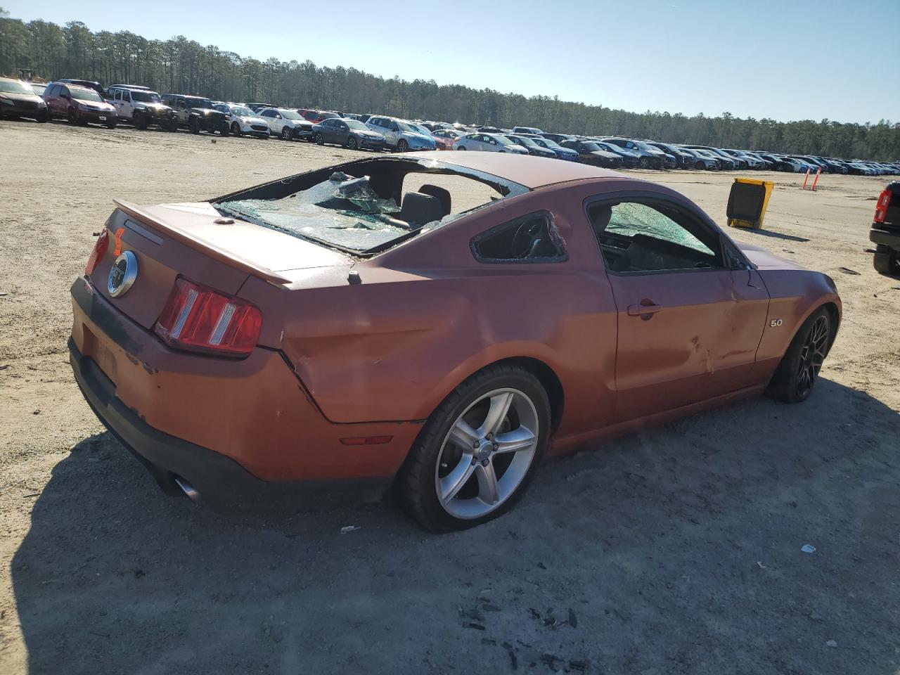 2011 Ford Mustang VIN 1ZVBP8CF1B5135171 Copart auction photo, vandalism / front end damage thumbnail 3