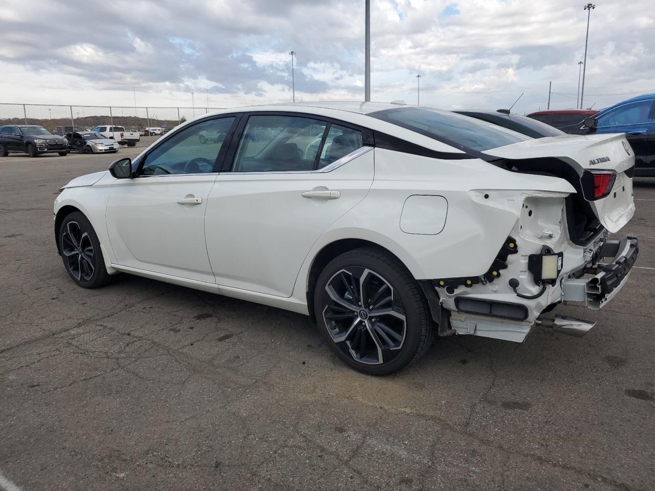 2024 Nissan Altima VIN 1N4BL4CW4RN351913 Copart auction photo, all over damage thumbnail 2
