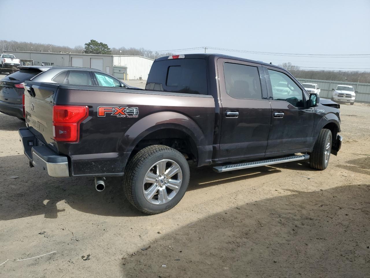 2018 Ford F-150 VIN 1FTEW1EG4JFA16863 Copart auction photo, front end / minor dent/scratches damage thumbnail 3