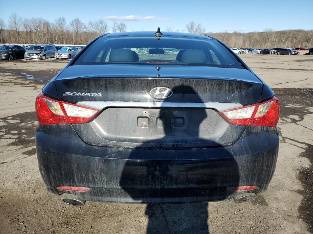 2011 Hyundai Sonata VIN 5NPEC4AC0BH124739 Copart auction photo, front end / minor dent/scratches damage thumbnail 6