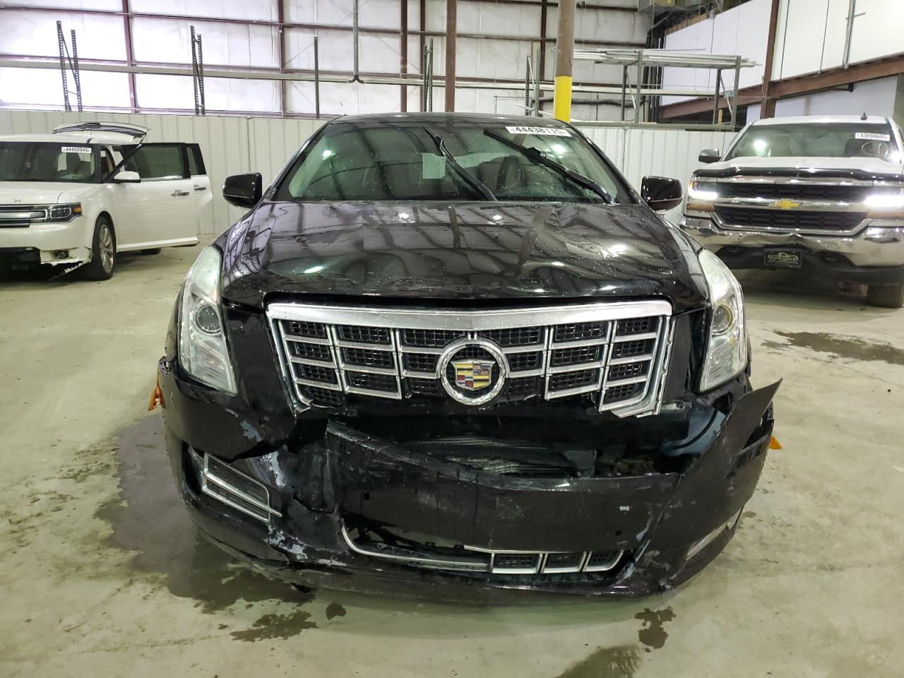 2013 Cadillac XTS VIN 2G61P5S39D9141085 Copart auction photo, front end / side damage thumbnail 5