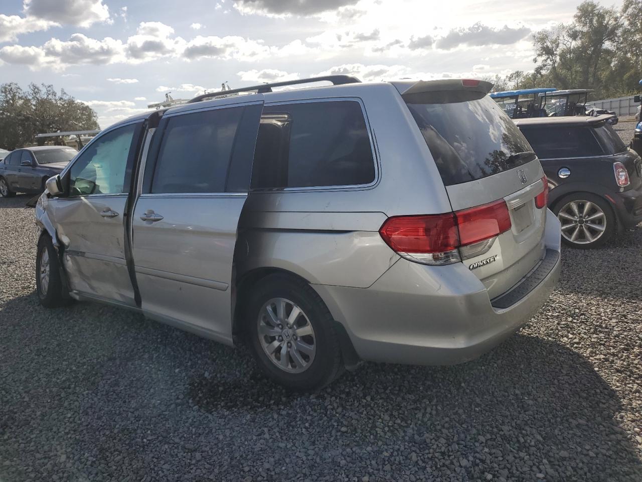 2008 Honda Odyssey VIN 5FNRL387X8B035532 Copart auction photo, front end damage thumbnail 2