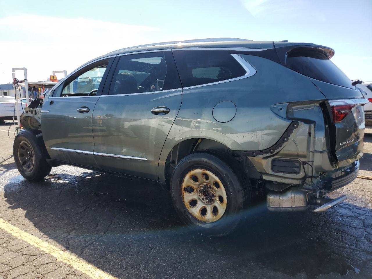 2022 Buick Enclave VIN 5GAERBKW5NJ144669 Copart auction photo, stripped damage thumbnail 2