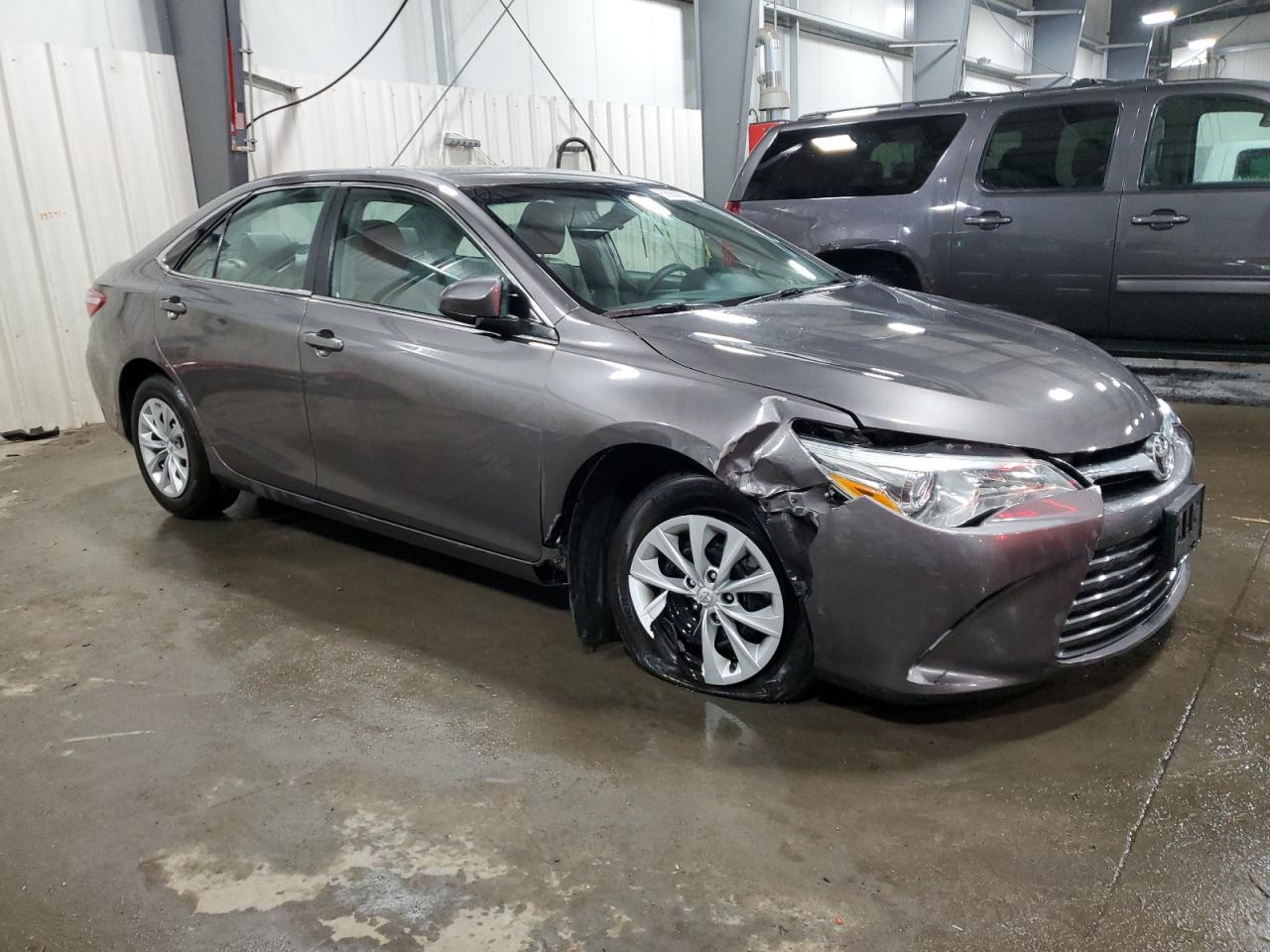 2015 Toyota Camry VIN 4T4BF1FK3FR447205 Copart auction photo, front end / undercarriage damage thumbnail 4