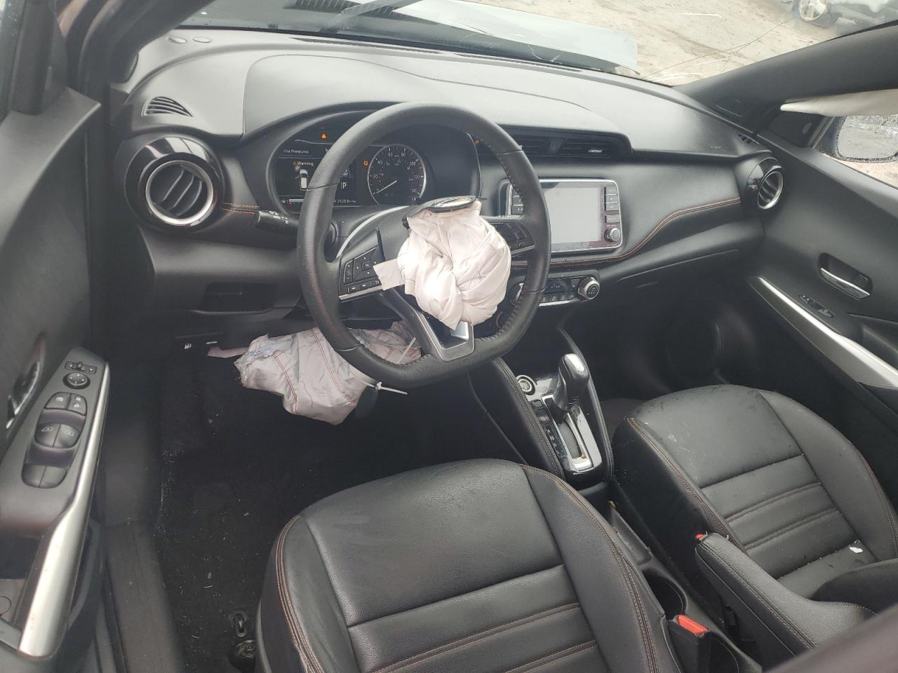 2020 Nissan Kicks VIN 3N1CP5DV5LL577368 Copart auction photo, front end damage thumbnail 8