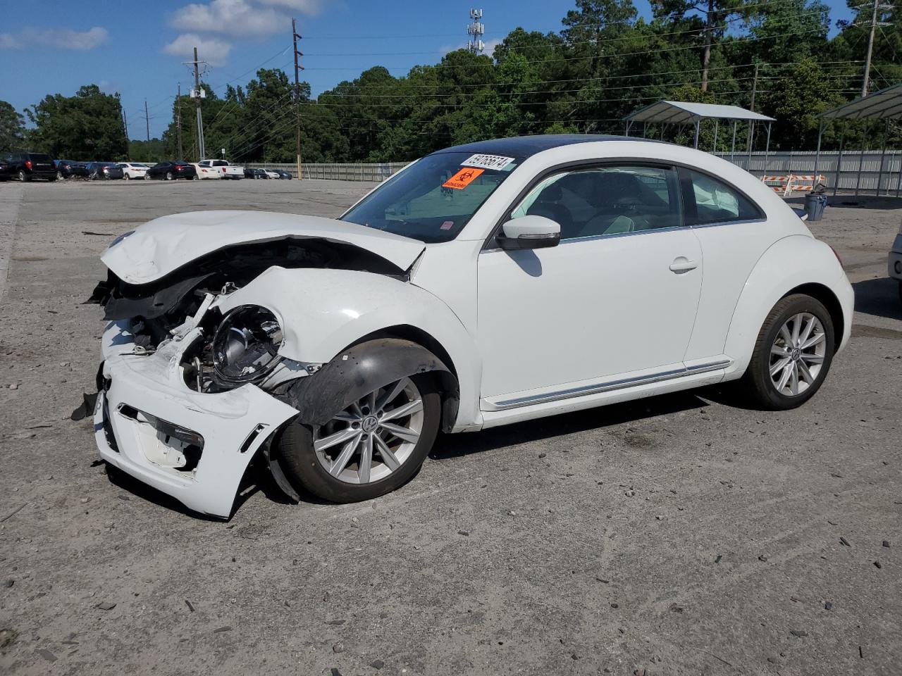 2018 Volkswagen Beetle VIN 3VWJD7AT1JM708988