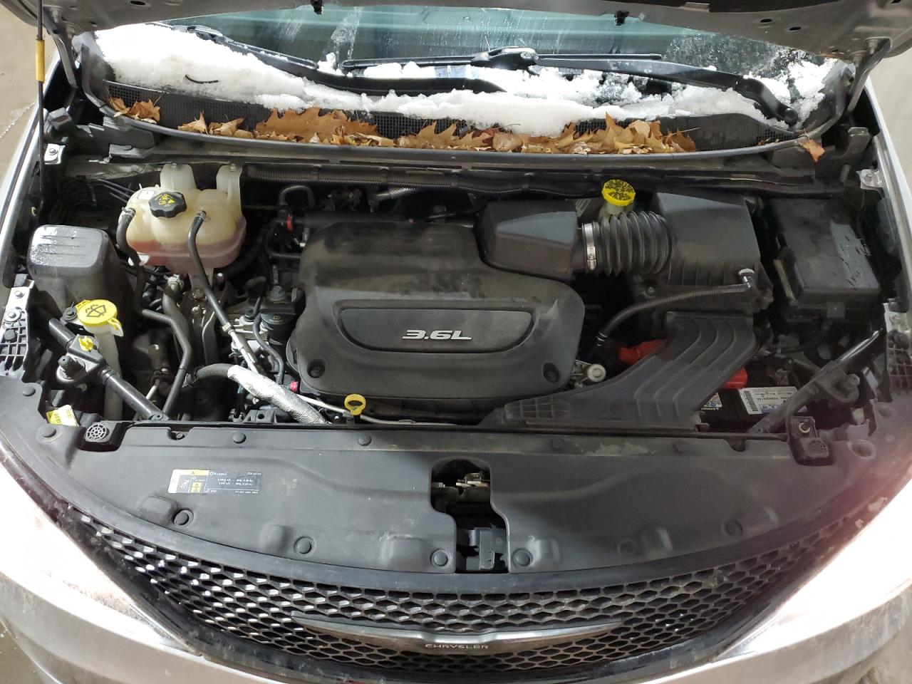 2018 Chrysler Pacifica VIN 2C4RC1BG8JR237194 Copart auction photo, side damage thumbnail 12