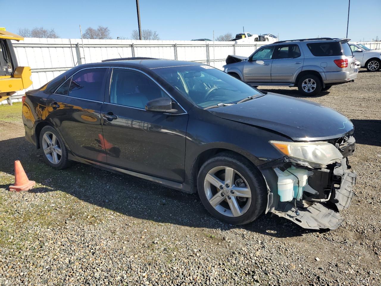 2014 Toyota Camry VIN 4T1BF1FK8EU395370 Copart auction photo, front end damage thumbnail 4