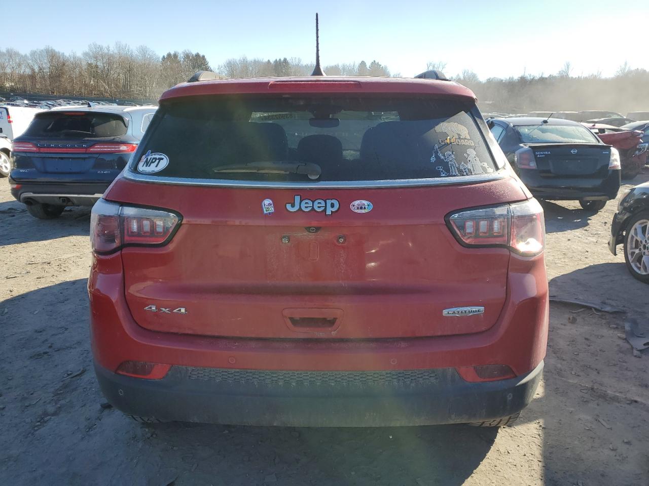 2018 Jeep Compass VIN 3C4NJDBBXJT372264 Copart auction photo, front end damage thumbnail 6