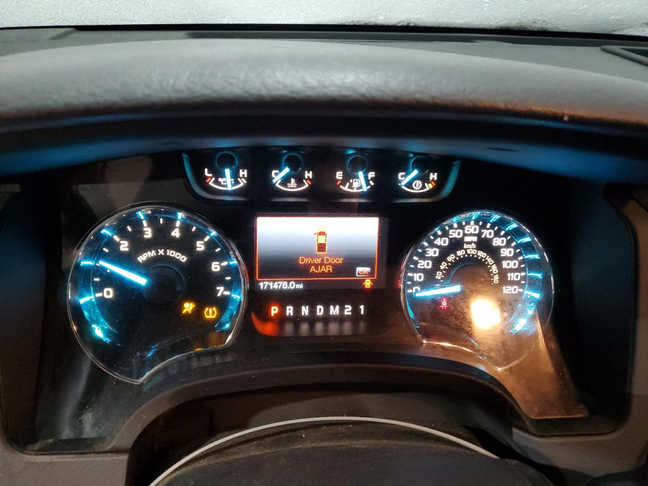 2011 Ford F-150 VIN 1FTFX1ET2BFC82415 Copart auction photo, front end / minor dent/scratches damage thumbnail 9