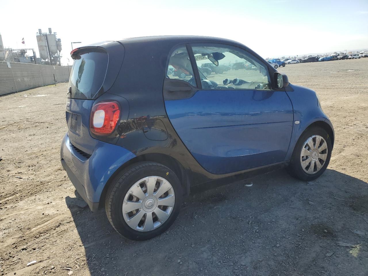 2016 Smart Fortwo VIN WMEFJ5DA0GK068743 Copart auction photo, front end damage thumbnail 3