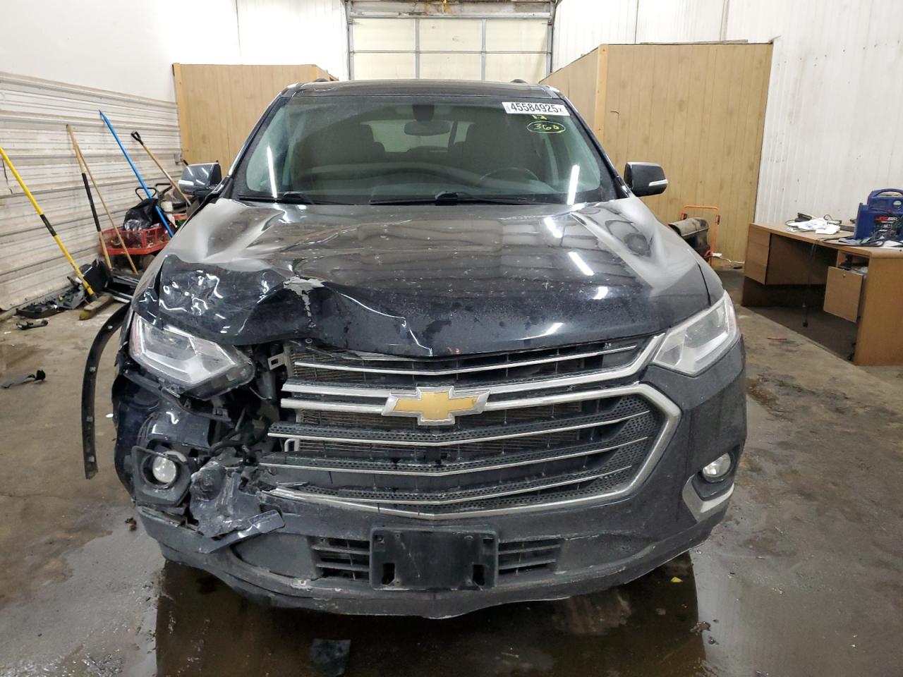 2020 Chevrolet Traverse VIN 1GNEVGKW2LJ118249 Copart auction photo, front end damage thumbnail 5