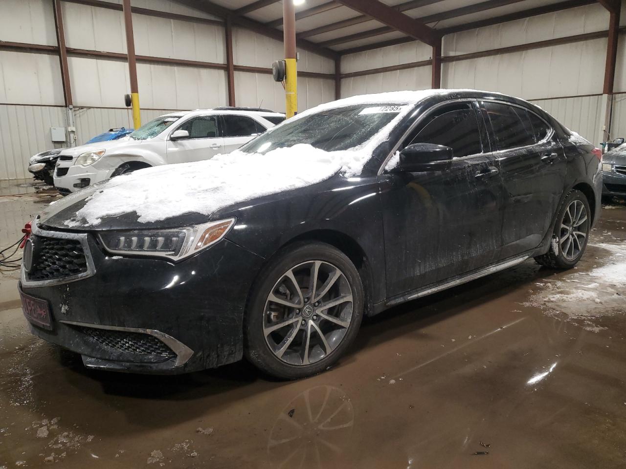 2018 Acura TLX VIN 19UUB3F55JA005742