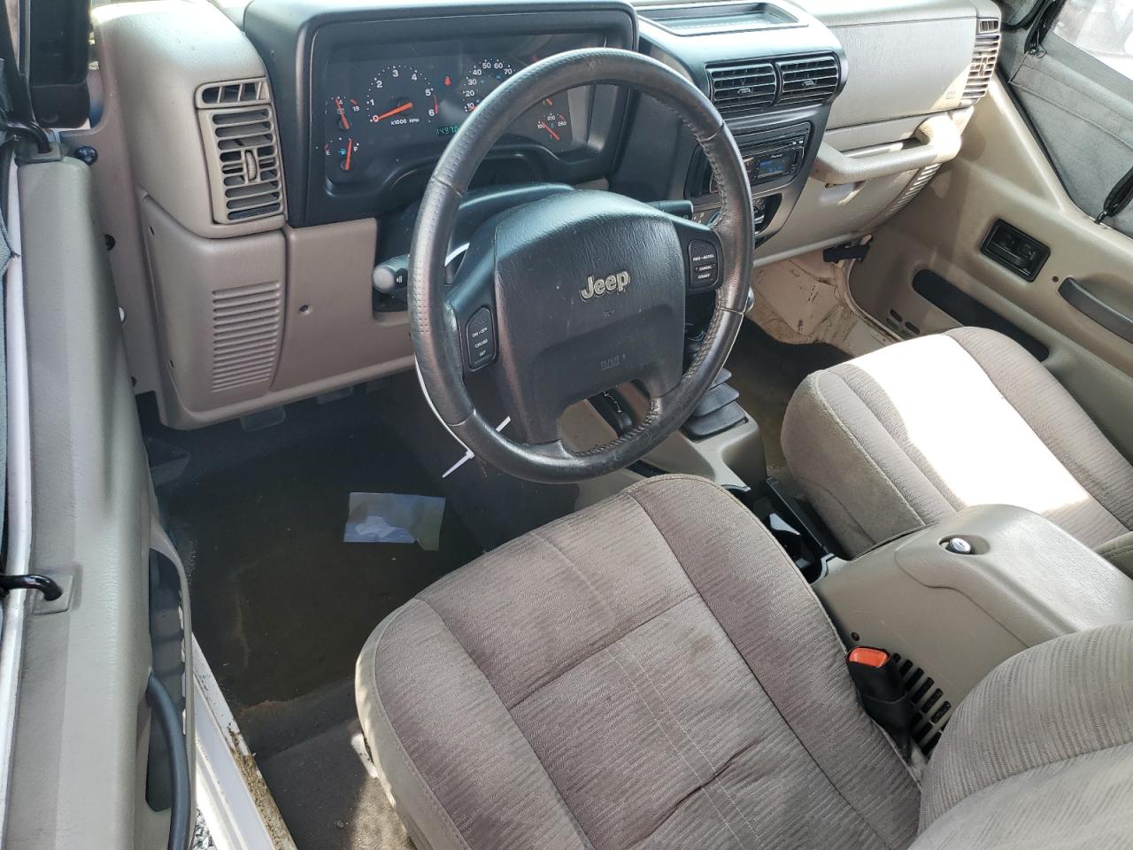 2004 Jeep Wrangler VIN 1J4FA49S64P784761 Copart auction photo, water/flood damage thumbnail 8