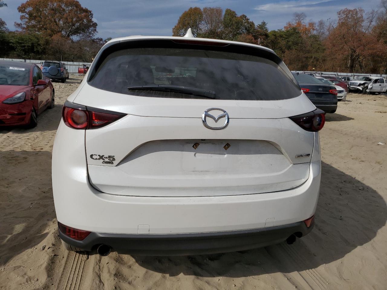 2020 Mazda CX-5 VIN JM3KFBCM5L1761937 Copart auction photo, front end / minor dent/scratches damage thumbnail 6