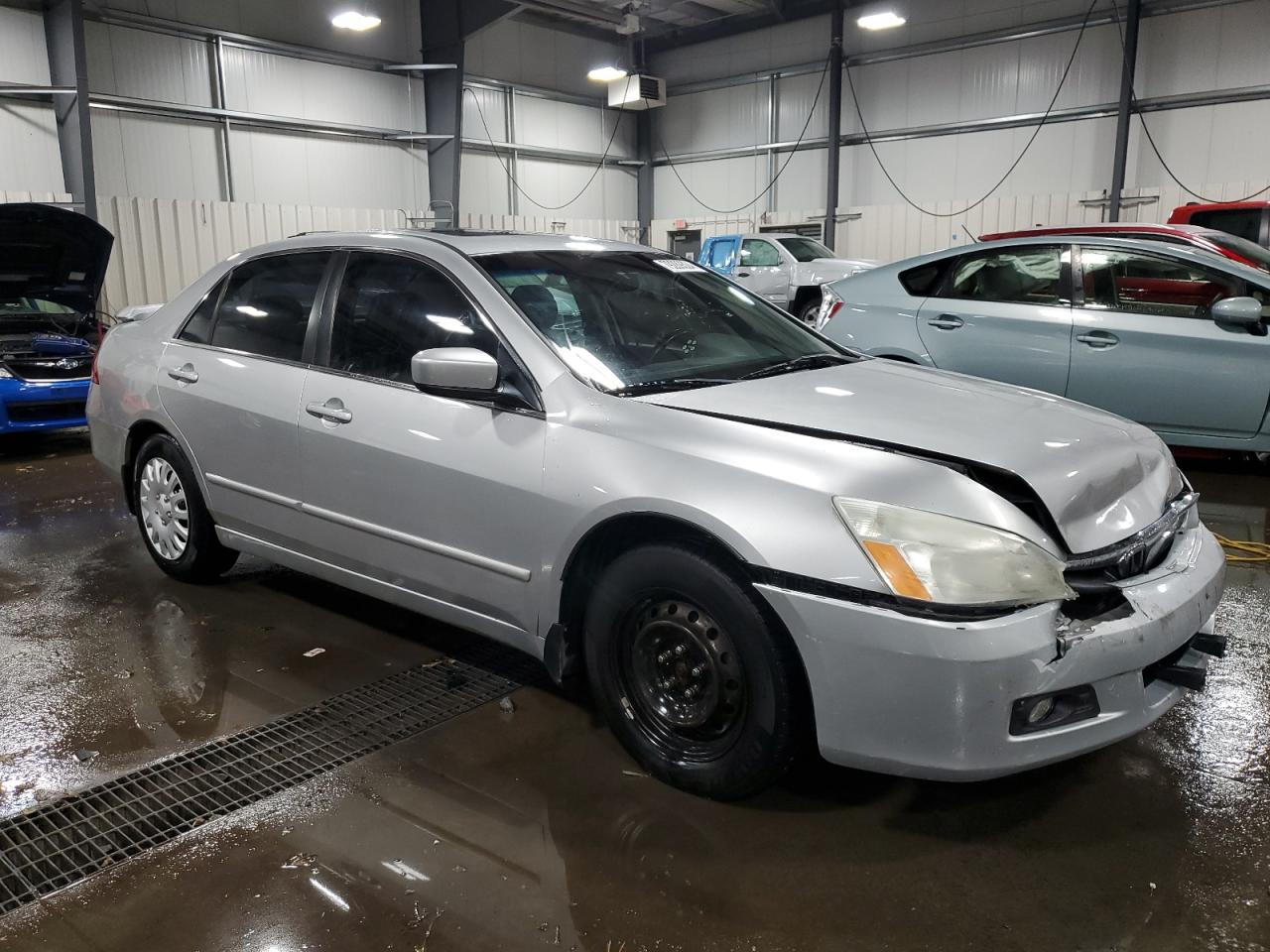 2007 Honda Accord VIN 1HGCM66817A011693 Copart auction photo, front end damage thumbnail 4