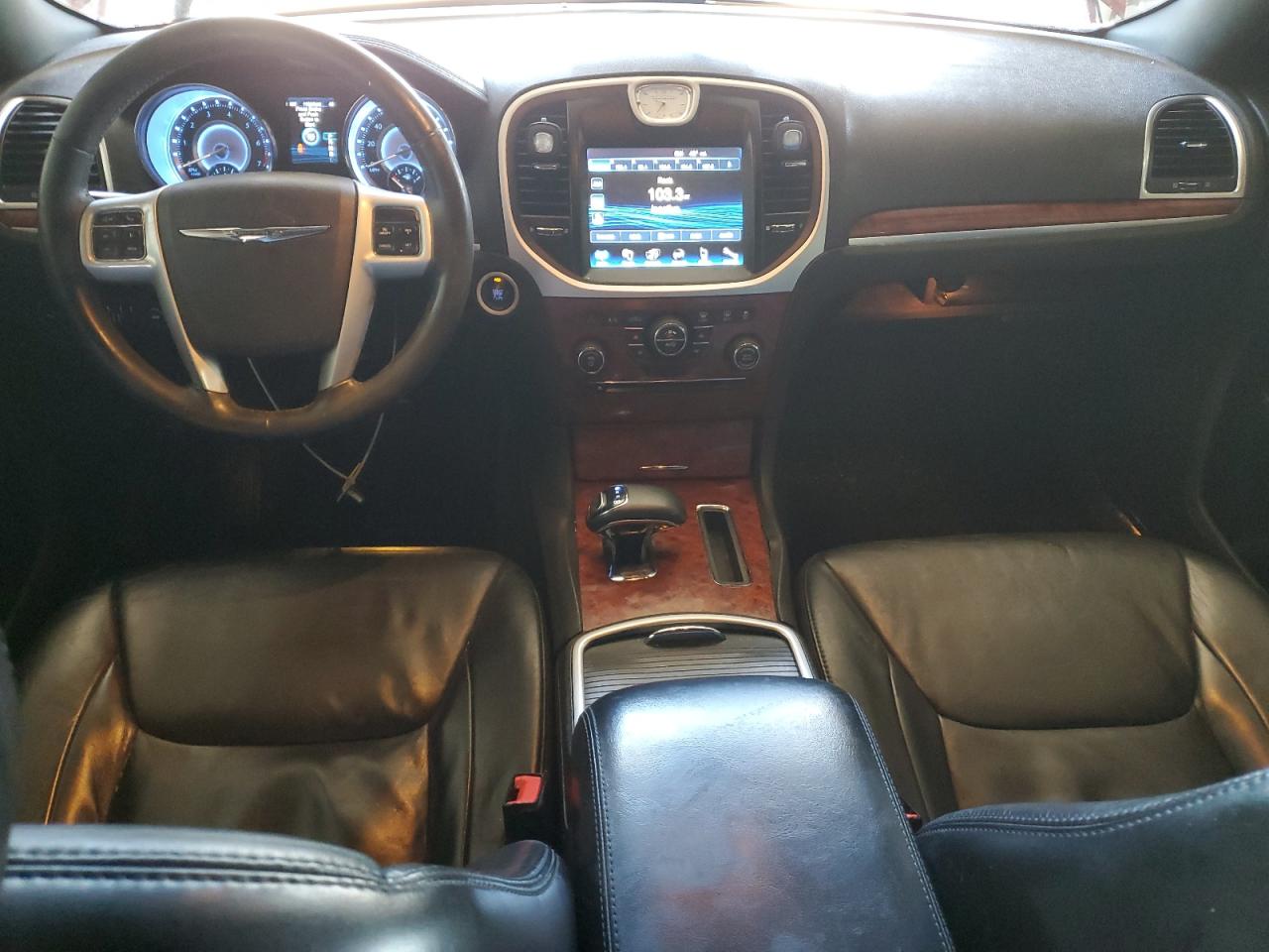 2014 Chrysler 300 VIN 2C3CCAAG0EH138974 Copart auction photo, water/flood / mechanical damage thumbnail 8
