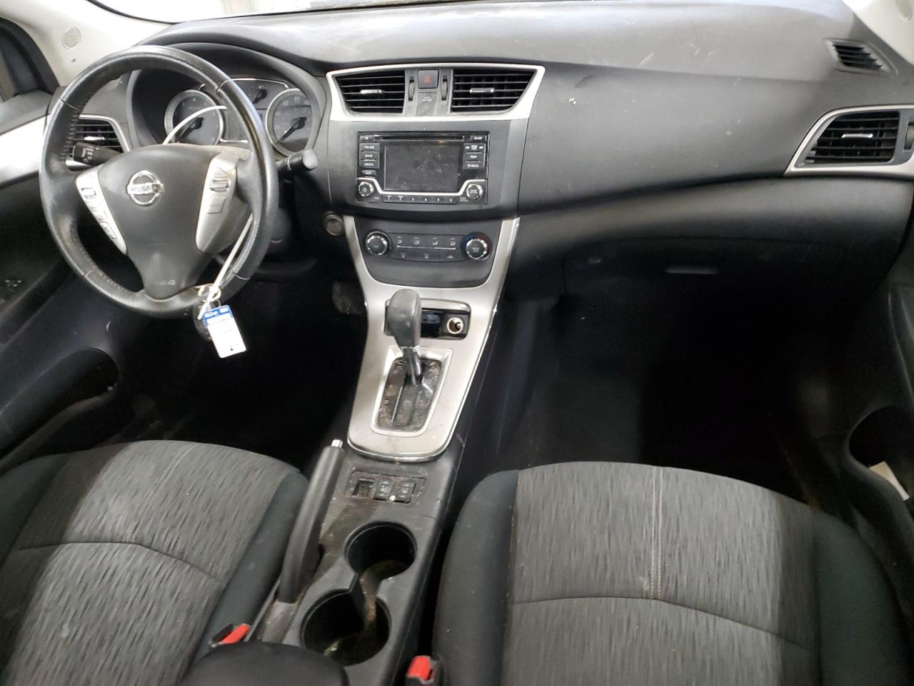 2015 Nissan Sentra VIN 3N1AB7AP0FY292933 Copart auction photo, front end / minor dent/scratches damage thumbnail 8