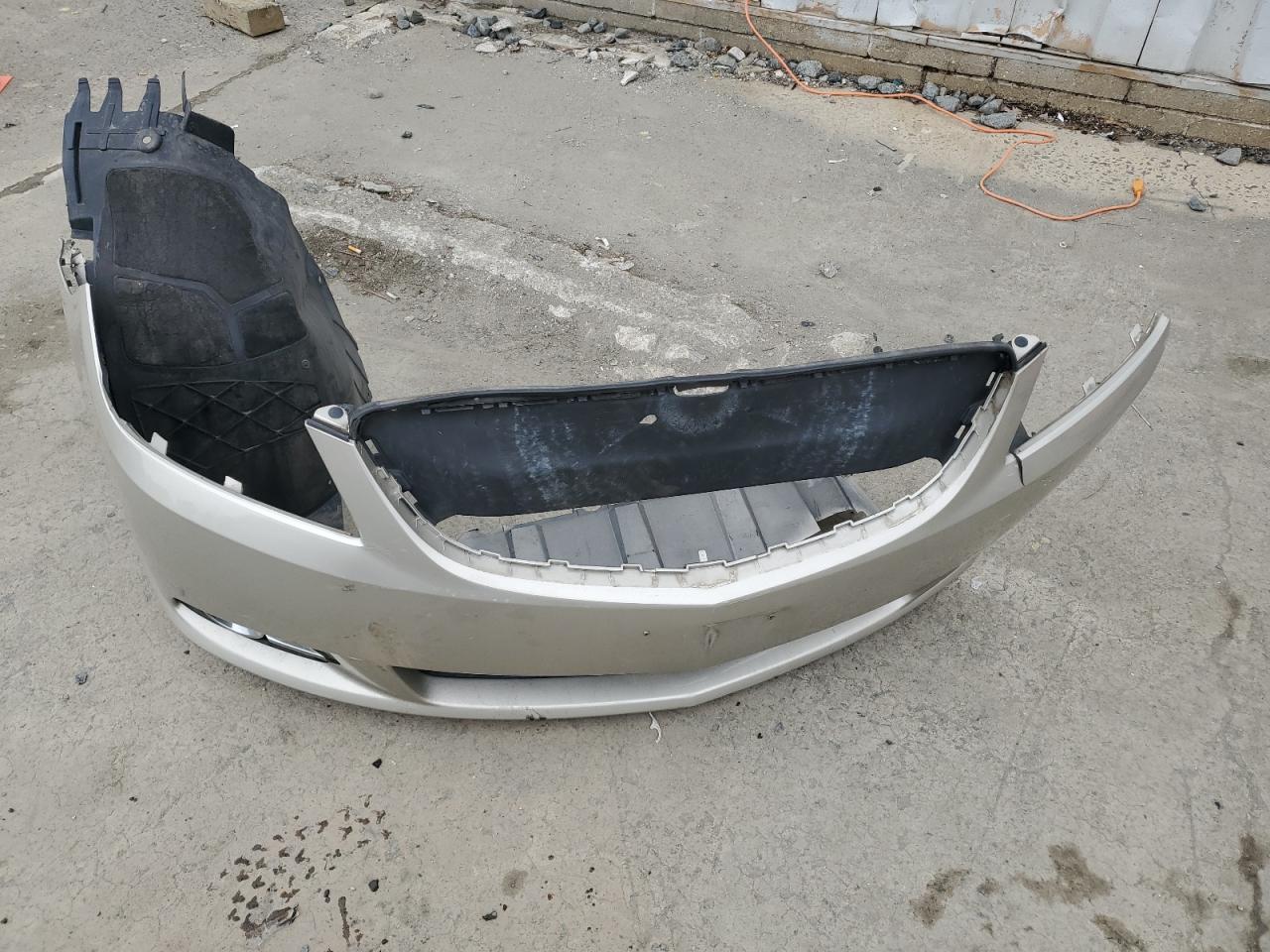 2013 Buick LaCrosse VIN 1G4GF5E37DF203382 Copart auction photo, front end damage thumbnail 12