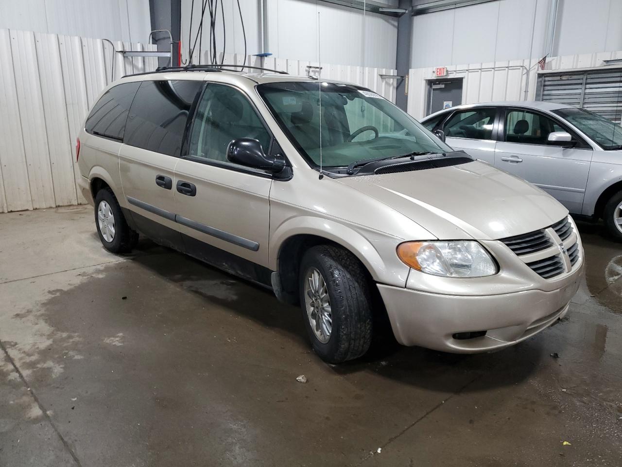 2006 Dodge Caravan VIN 1D4GP24R66B749030 Copart auction photo, front end / rear end damage thumbnail 4