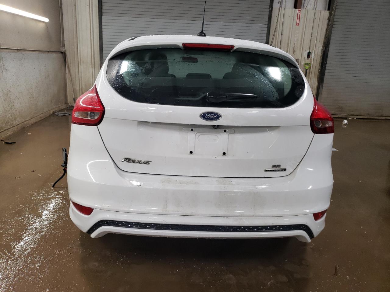 2016 Ford Focus VIN 1FADP3K26GL250886 Copart auction photo, front end damage thumbnail 6