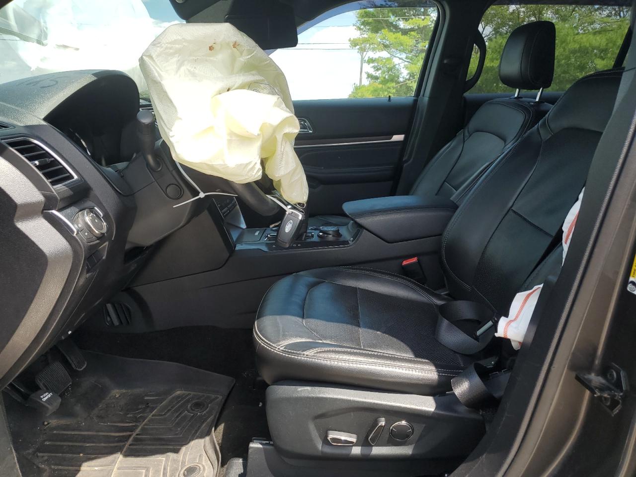 2018 Ford Explorer VIN 1FM5K8F83JGB45579 Copart auction photo, all over damage thumbnail 7