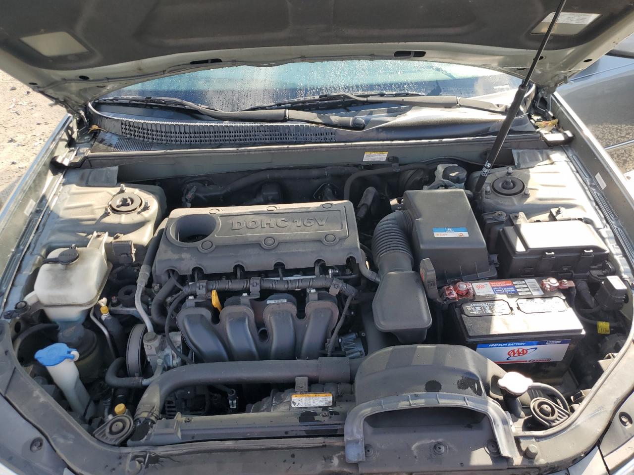 2010 Hyundai Sonata VIN 5NPEU4AC3AH643327 Copart auction photo, rear end damage thumbnail 11