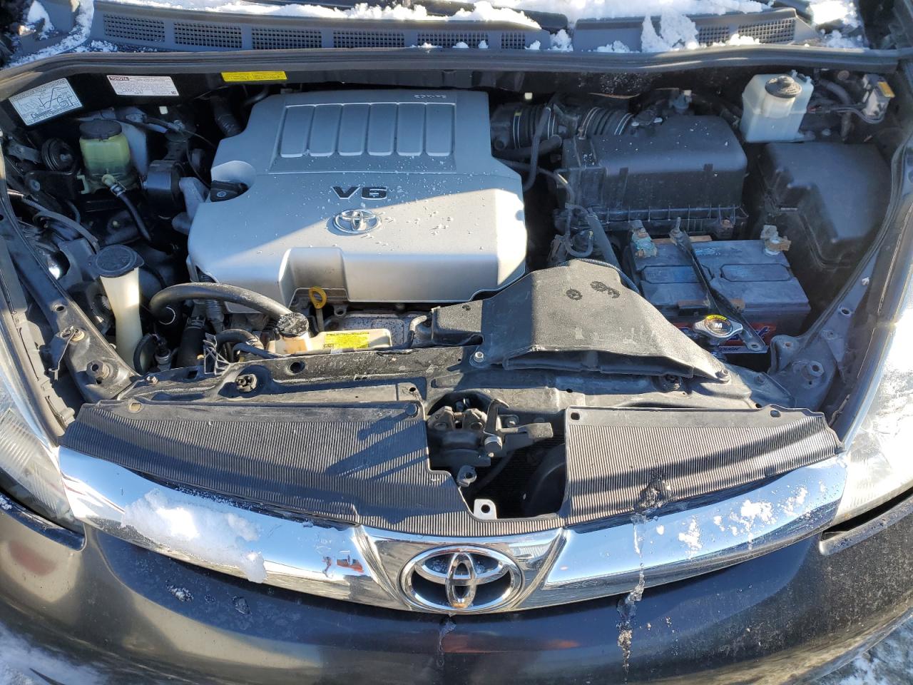 2008 Toyota Sienna VIN 5TDBK22CX8S012168 Copart auction photo, front end damage thumbnail 12