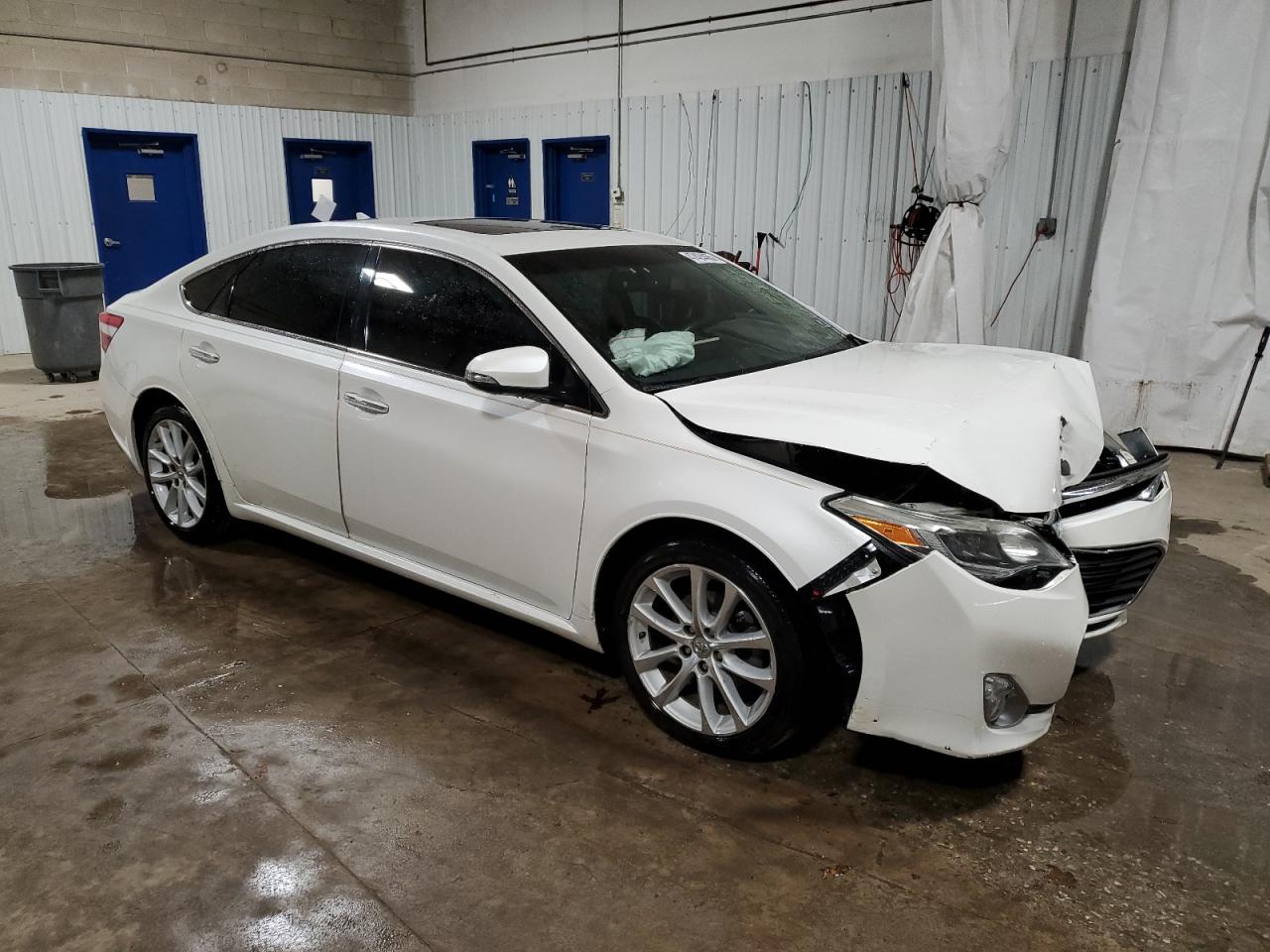 2015 Toyota Avalon VIN 4T1BK1EB4FU157840 Copart auction photo, front end damage thumbnail 4