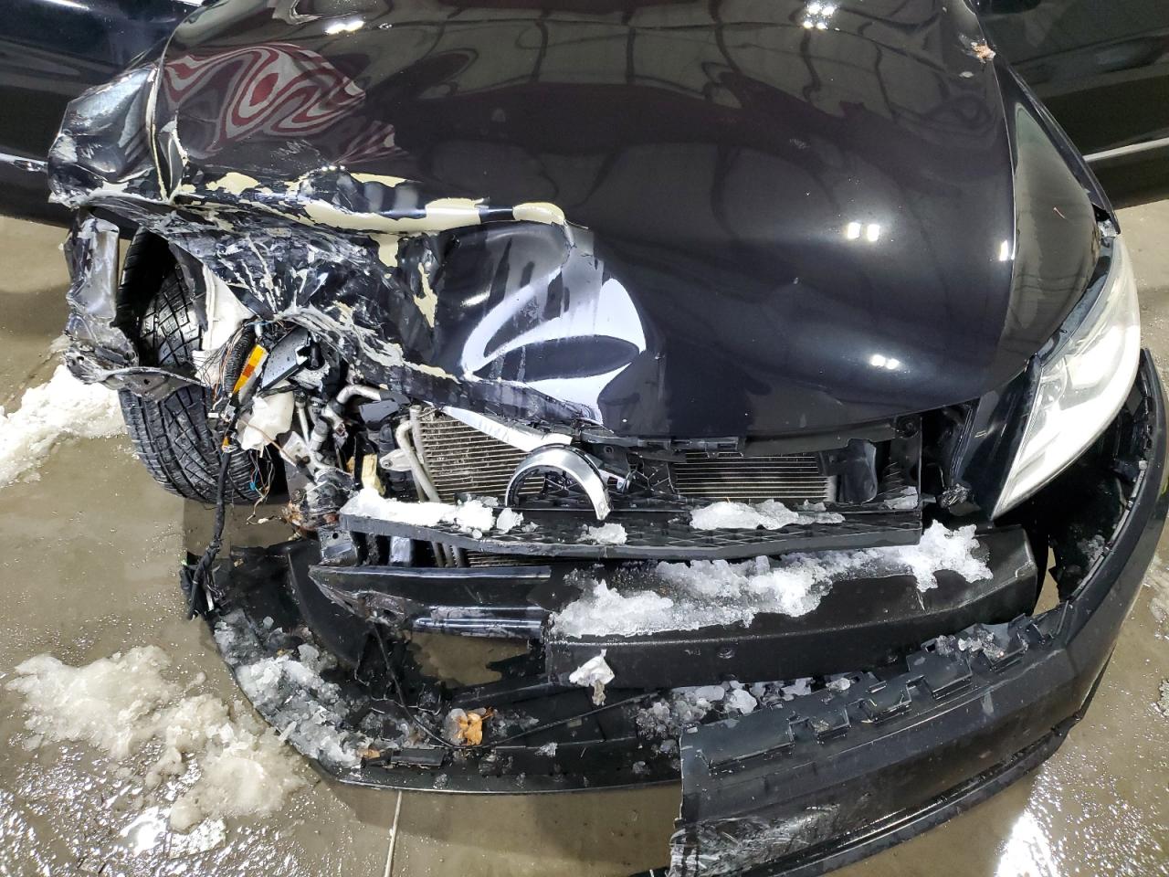 2013 Volkswagen Passat CC VIN WVWBP7AN7DE558881 Copart auction photo, front end / mechanical damage thumbnail 11